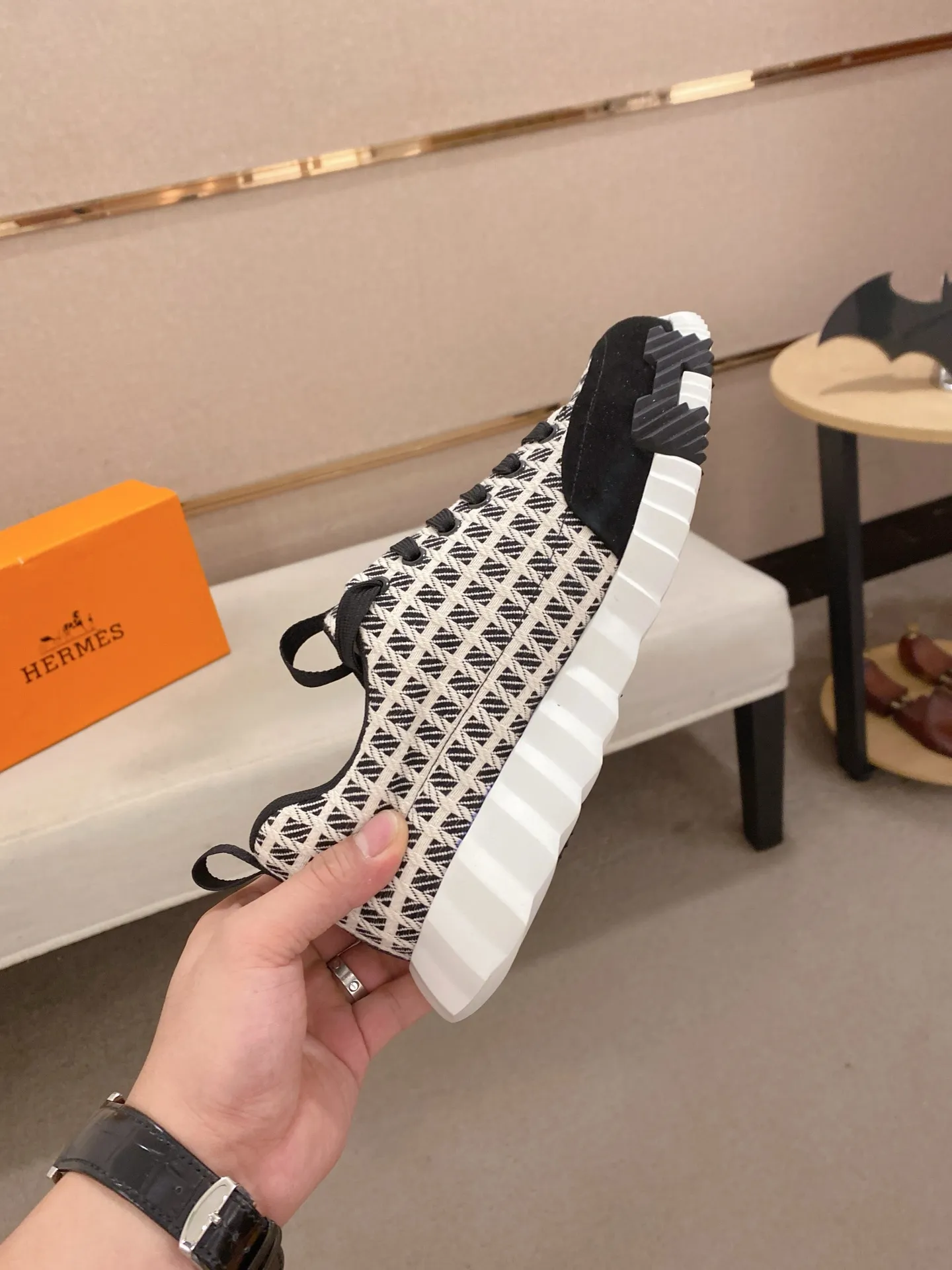 Men's clothing and shoes💰: 420💰《HERMES》【Classic Original Version】Hermès; Top 🔝 Purchasing Agency 🔍🔍Latest 🇺🇸Sold simultaneously at counters, original imported from Italy ▲▲Cow leather▲ ▲Exquisite workmanship (Italian 🇮🇹imported water-dyed 🐂cowhide lining) sole: original sole provided by the original factory, ⚠️exclusive double-layer activity·TPR·rubber·combined molded outsole; Code number: 38-44